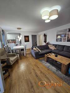 Prodaja stana-Liman 3- Trosobna strktura